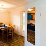 Hisa Posebne Sorte Гостевой дом 4*