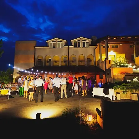 Konukevi Hisa Posebne Sorte 4*