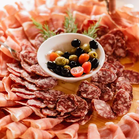 Hisa Posebne Sorte 4*