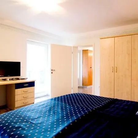 Hisa Posebne Sorte بيت ضيافة Kodreti