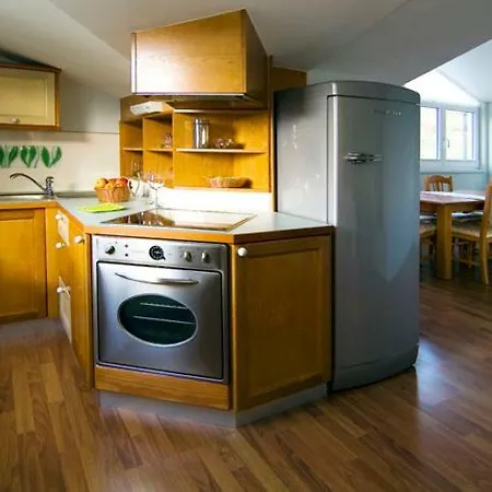 Hisa Posebne Sorte Guest house