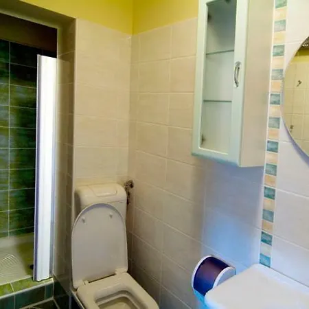 Hisa Posebne Sorte 4* Kodreti