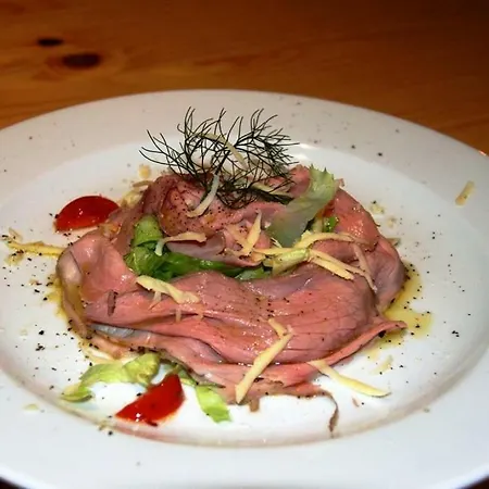 Hisa Posebne Sorte 4* Kodreti