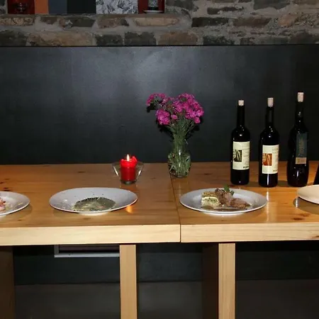 Hisa Posebne Sorte Πανσιόν Kodreti