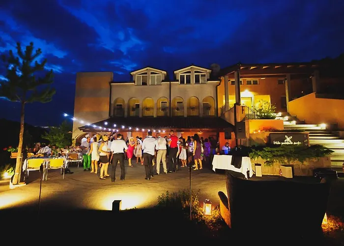 ゲストハウス Hisa Posebne Sorte 4*