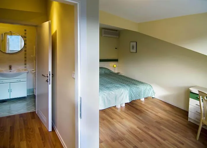 Hisa Posebne Sorte Kodreti