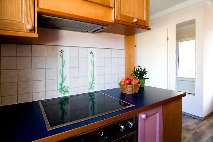 Konukevi Hisa Posebne Sorte Kodreti