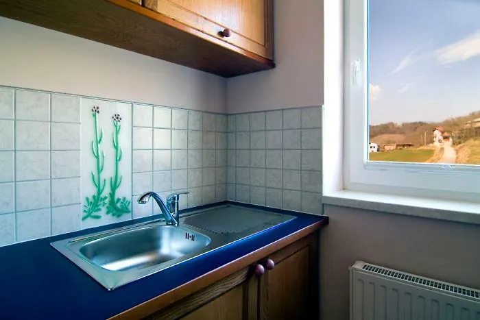 Hisa Posebne Sorte Kodreti