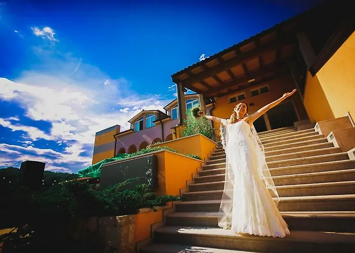 Hisa Posebne Sorte Kodreti