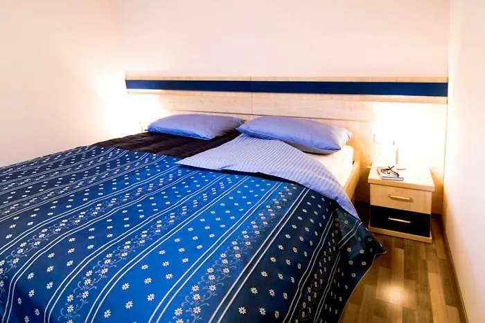 Hisa Posebne Sorte Gæstehus