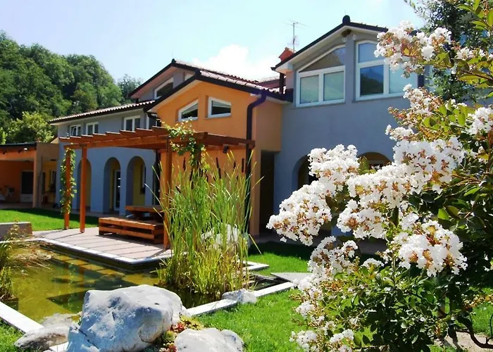 Konukevi Hisa Posebne Sorte